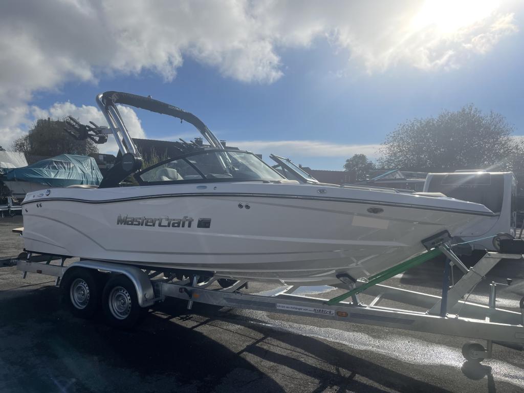 MasterCraft XT21 / 2022 / New in Germany